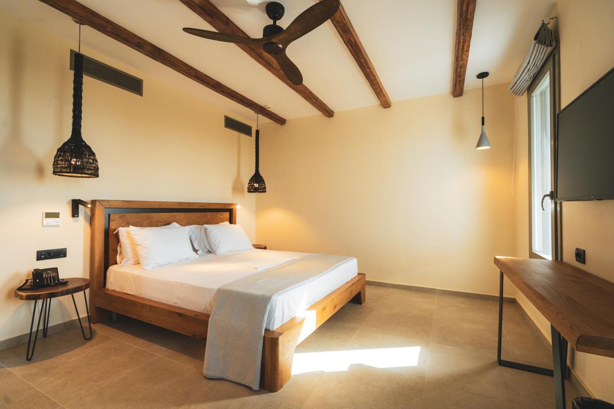 Kouros Blanc Resort & Suites Pounda ภายนอก รูปภาพ